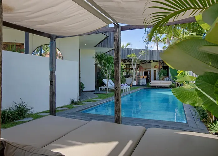 Spacious 7Br Villas Amaya & Gaia-Umalas Seminyak 